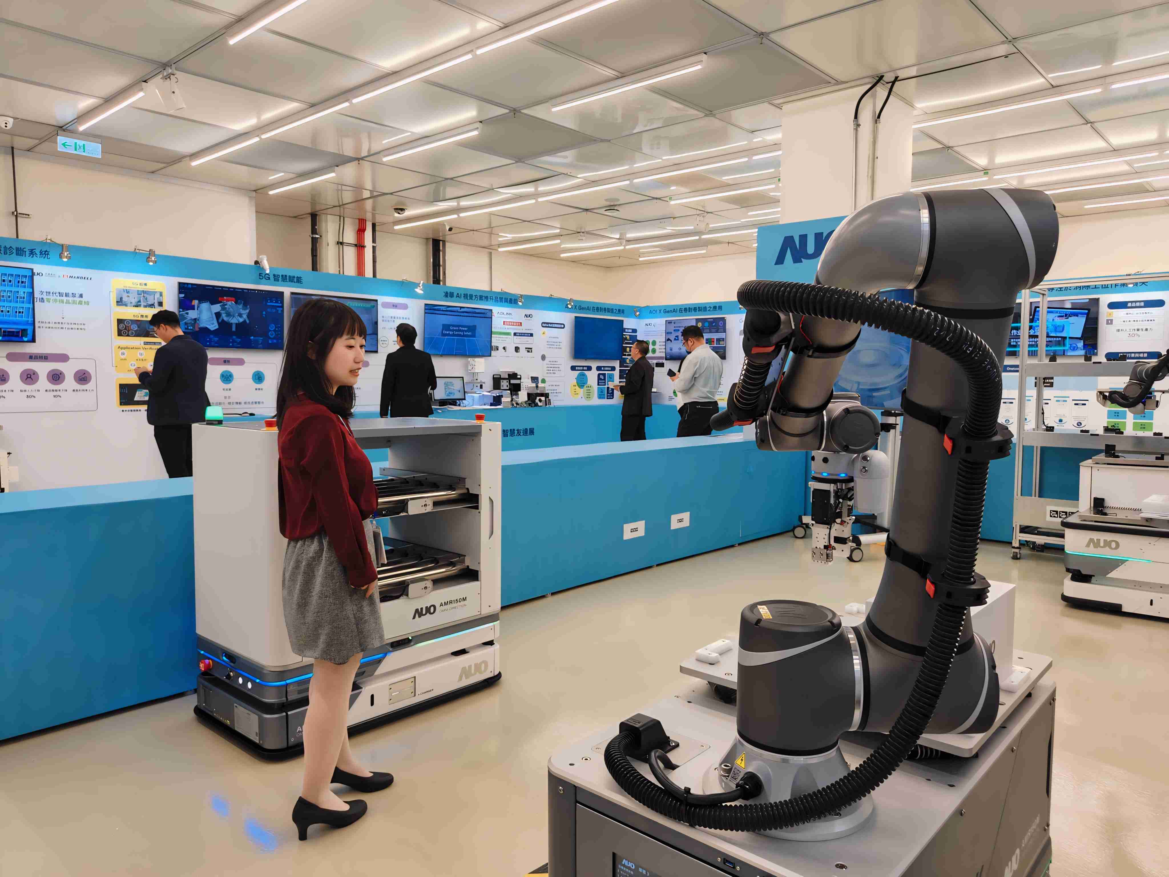 2024智能NG大舞台展邀集生态圈伙伴共同参展，，，，从数字应用、、、净零减碳到能源发展，，，创造全方位永续商机，，携手生态圈伙伴迈向永续未来